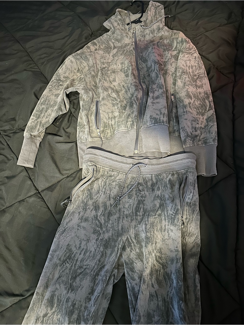 Old Navy Kids Gray Tie-Dye Sweatpants & Hoodie Set